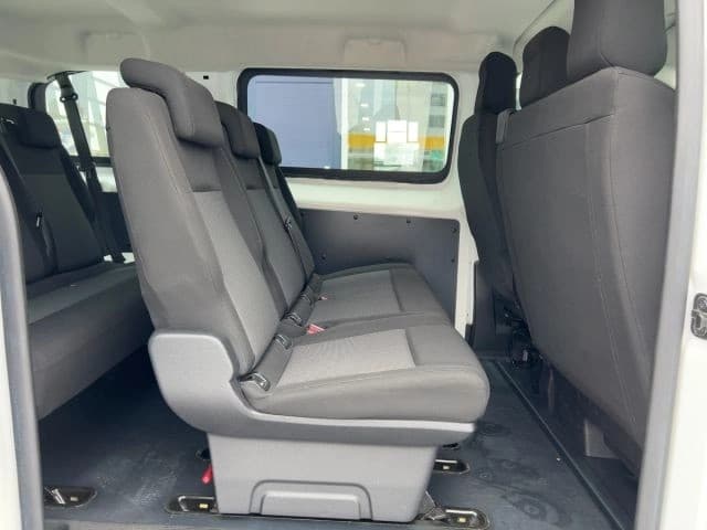 Peugeot Expert L2 1.5 BlueHDi 120 S&S — 10