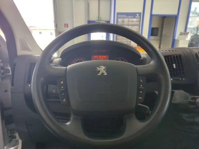 Peugeot Boxer HDi 330 L1H1 Pro Avantage Edition — 10