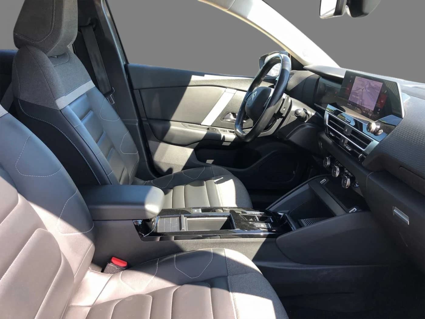 Citroen C4 C4 PureTech 130 Stop&Start EAT8 SHINE — 7