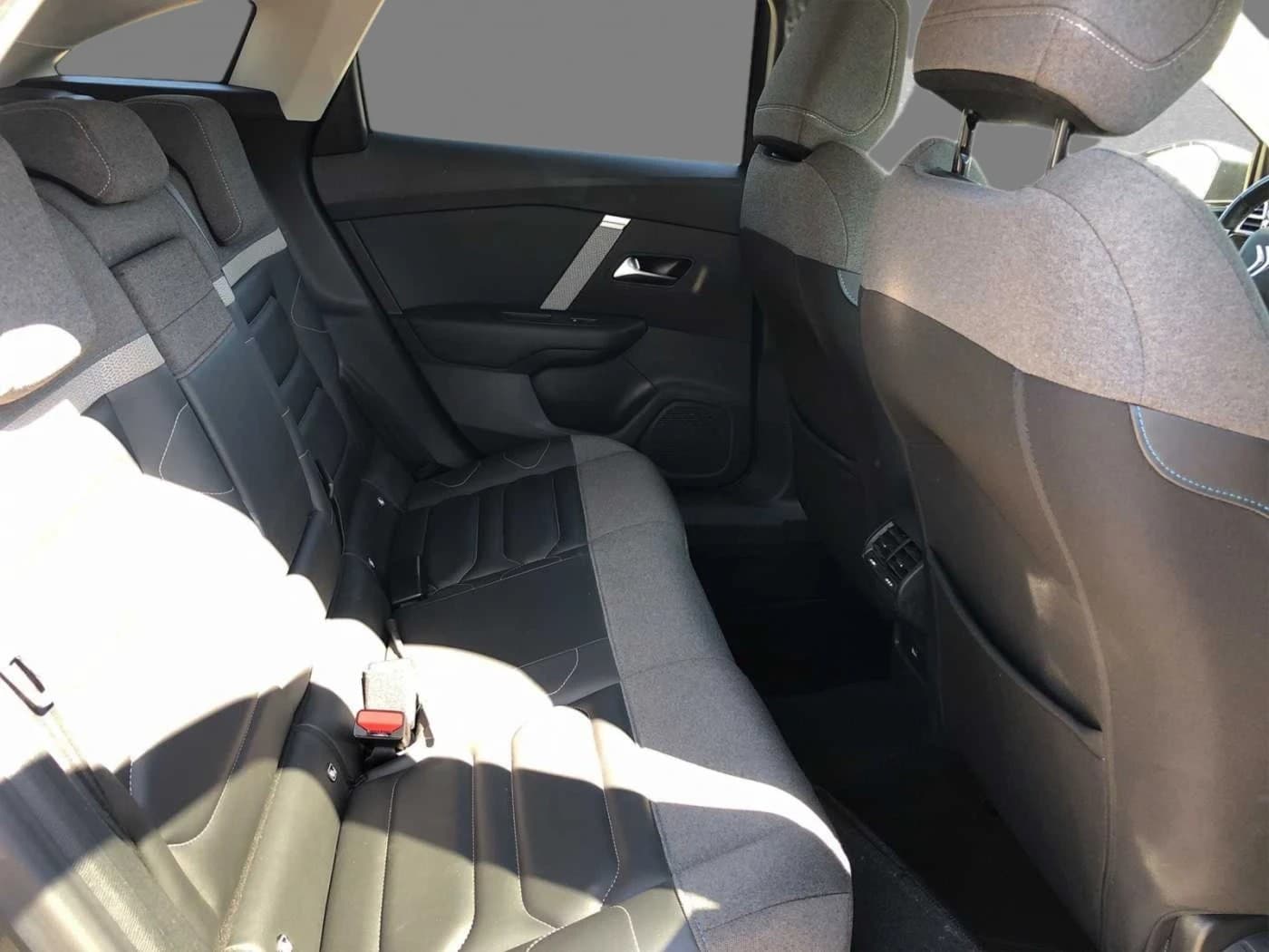 Citroen C4 C4 PureTech 130 Stop&Start EAT8 SHINE — 8