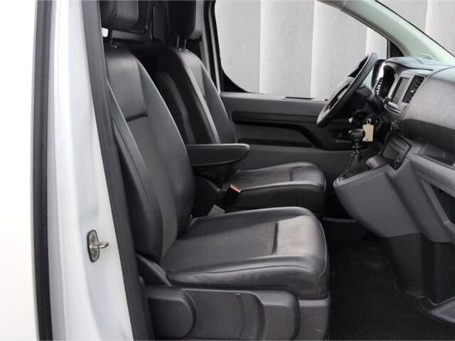 Citroen Jumpy Kasten Club 1.5D*Temp PDC MirrorLink Klima... — 10