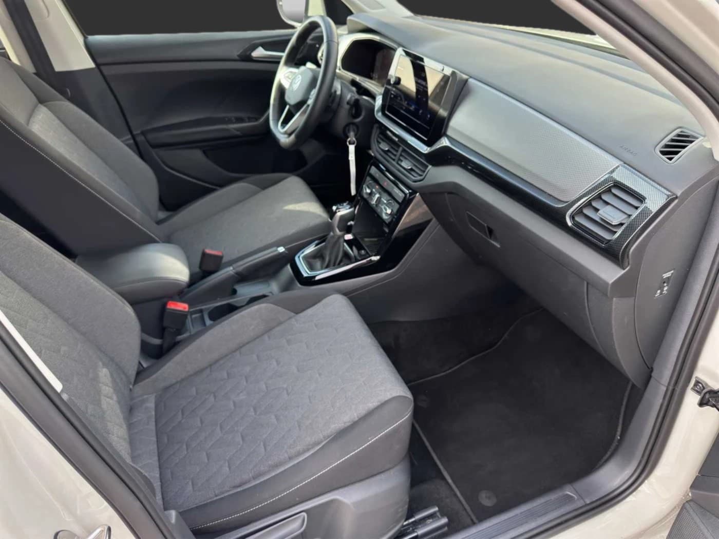 Volkswagen T-Cross TSI Life // Klima/ LED/Sitzheizung — 9