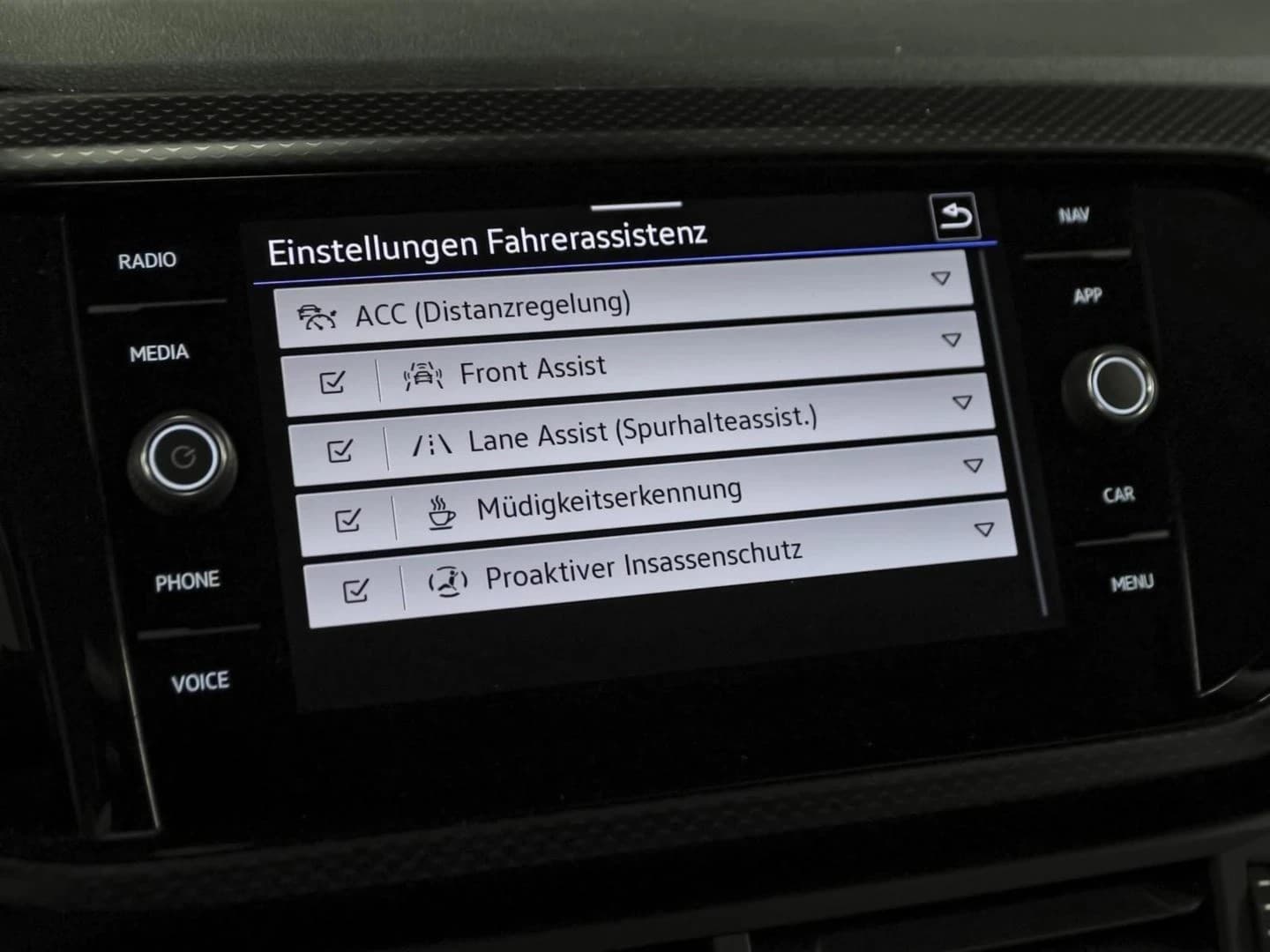Volkswagen T-Cross SHZ PDC KLIMA RFK Carplay Android-Auto — 13