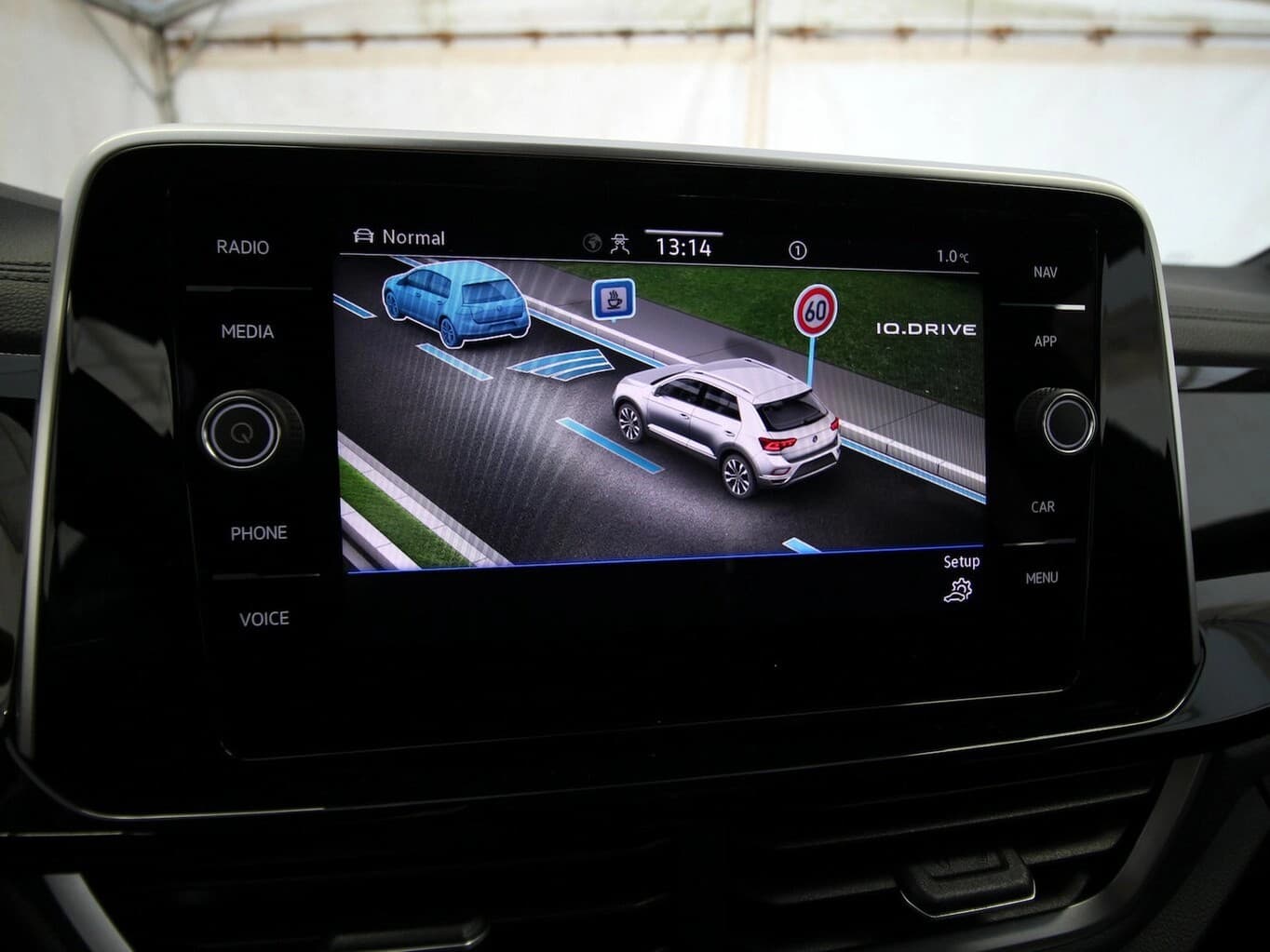 Volkswagen T-Roc TSI R-Line LED ACC SITZHEIZUNG... — 17