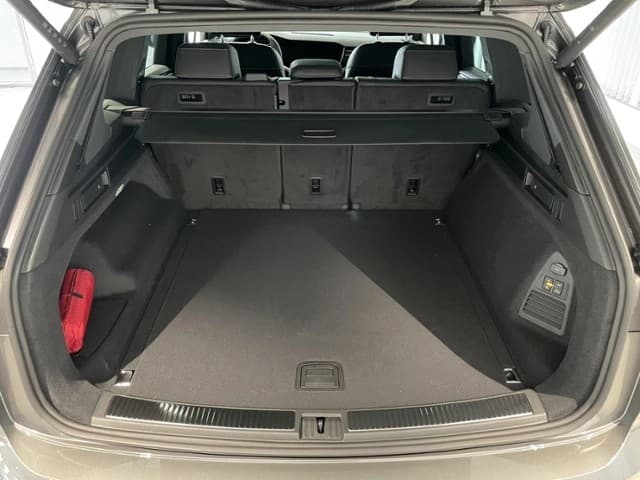 Volkswagen Touareg R-Line 3,0 TDI 4M PANODACH BLACK STYLE — 12