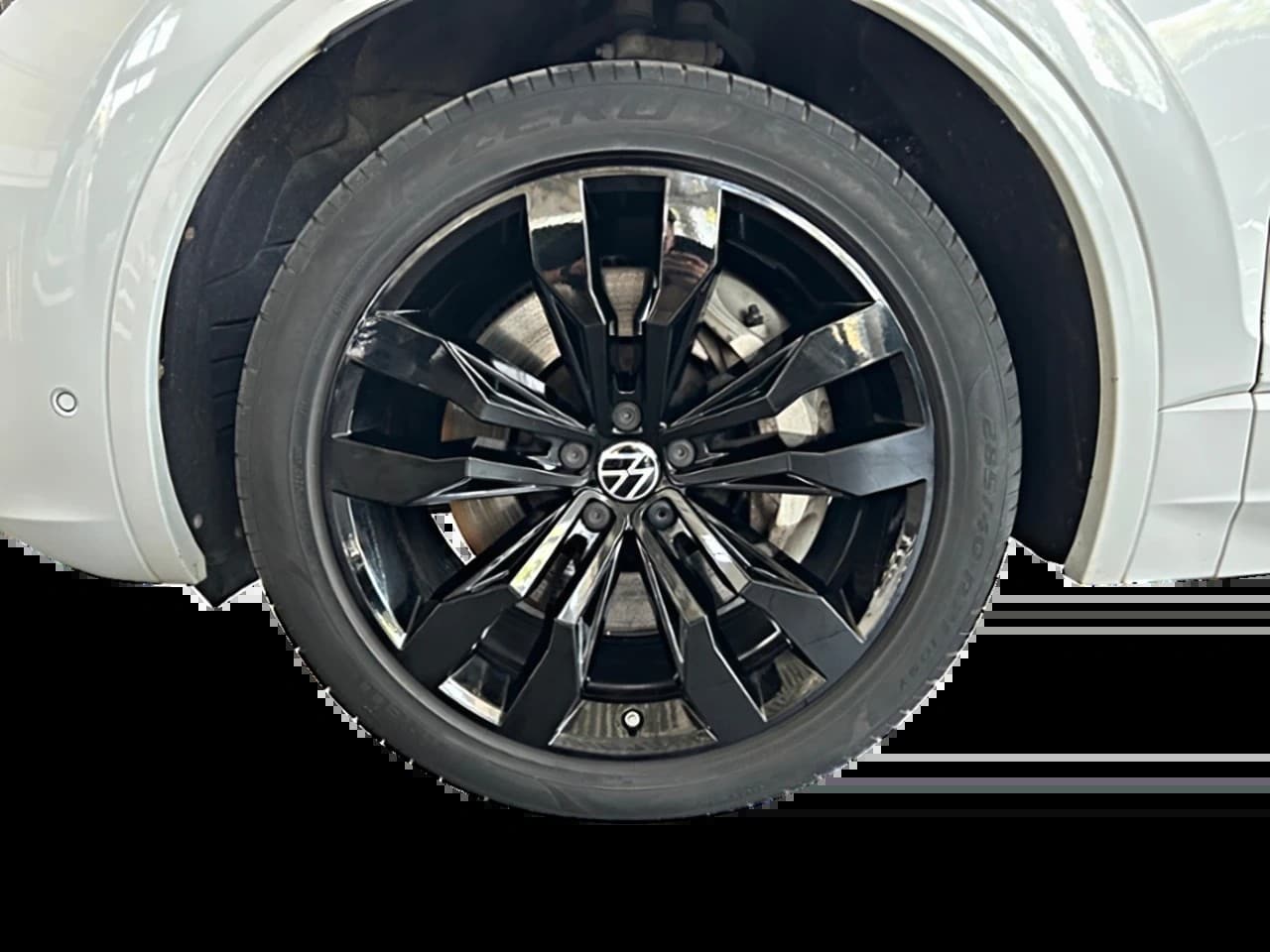 Volkswagen Touareg R 3.0 V6 eHybrid 4M AZV Leder Paket Pug — 20