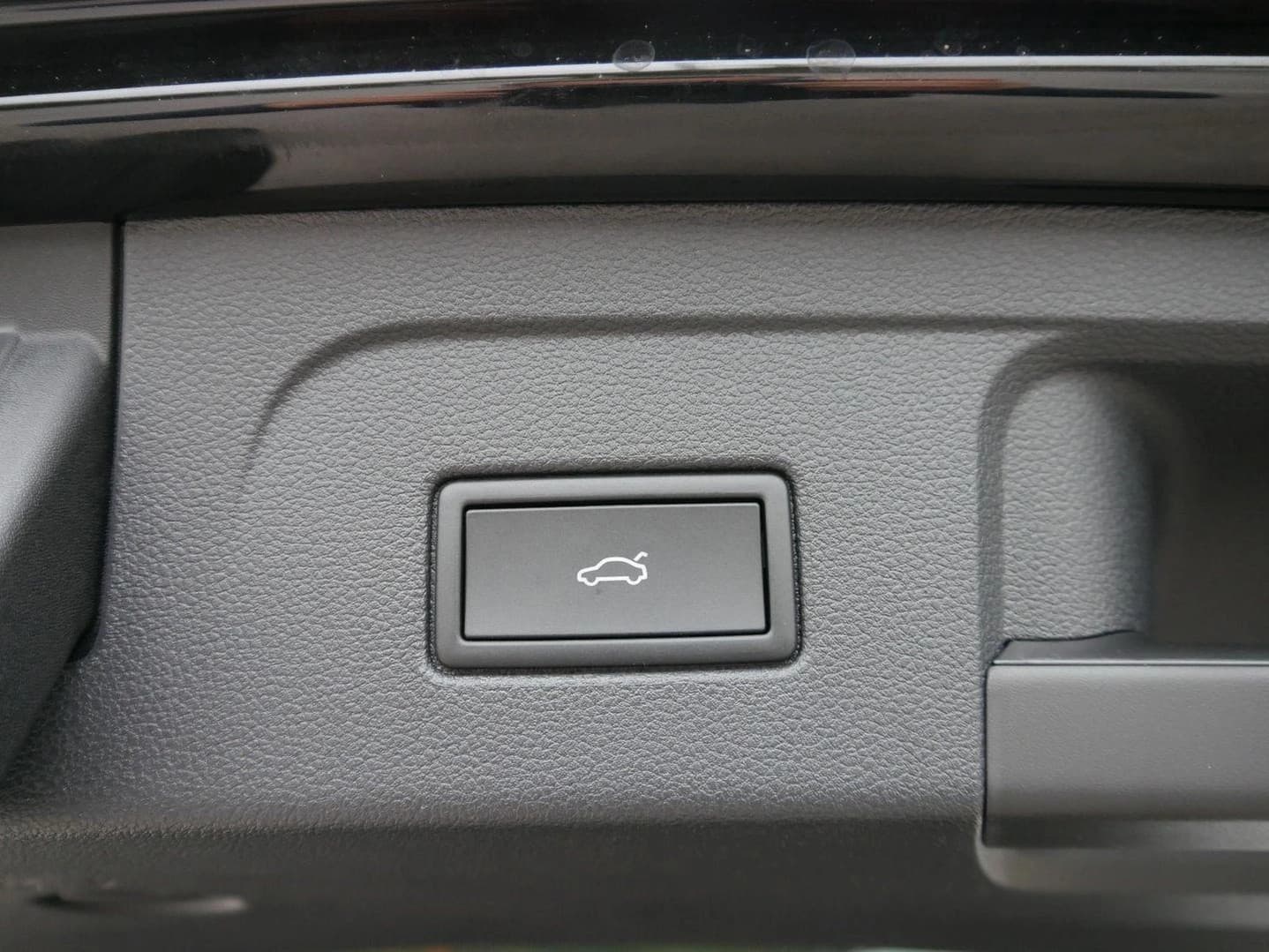 Volkswagen Touran 1.5 TSI DSG COMFORTLINE*ACC*LED*PDC*KAMERA*NAVI*SHZ* 7-SITZER 17-ZOLL — 7