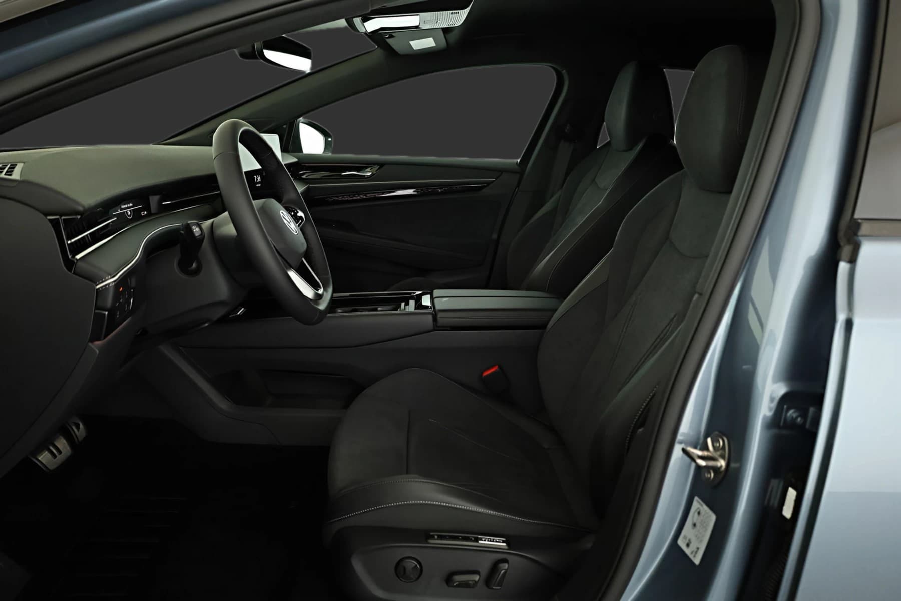 Volkswagen ID.7 Pro Black, AHK, HuD, IQ.Light, IQ.Drive, AreaView, Side, Winter, 19-Zoll — 10